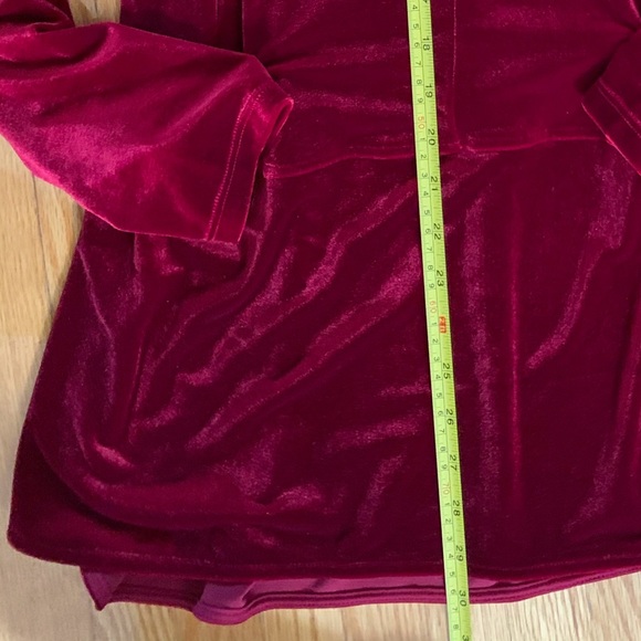 COPY - NWOT Gorgeous red velvet Ralph Lauren shir… - Picture 11 of 11